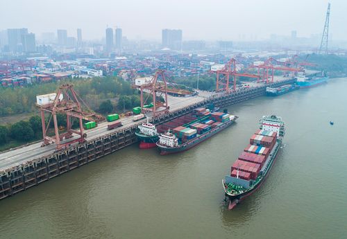 內(nèi)貿(mào)水運(yùn)里河運(yùn)和海運(yùn)的區(qū)別？