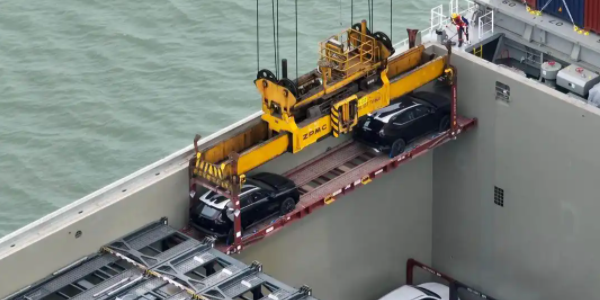 汽車集裝箱海運(yùn)，可折疊集裝箱商品車專用框架